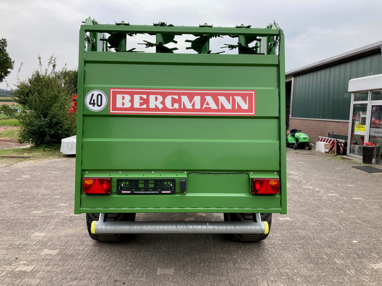 Bergmann Dungstreuer M 1080 SW - Разбрасыватель удобрений: фото 5 Bergmann Dungstreuer M 1080 SW - Разбрасыватель удобрений: фото 5