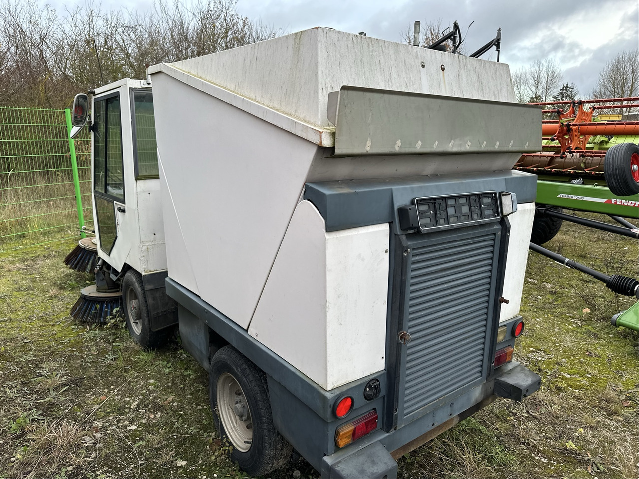 Bucher CityCat K1700 Kehrmasch - Косилка: фото 4 Bucher CityCat K1700 Kehrmasch - Косилка: фото 4