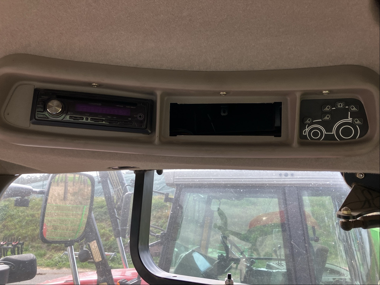 Case IH Maxxum 110 - Трактор: фото 3 Case IH Maxxum 110 - Трактор: фото 3