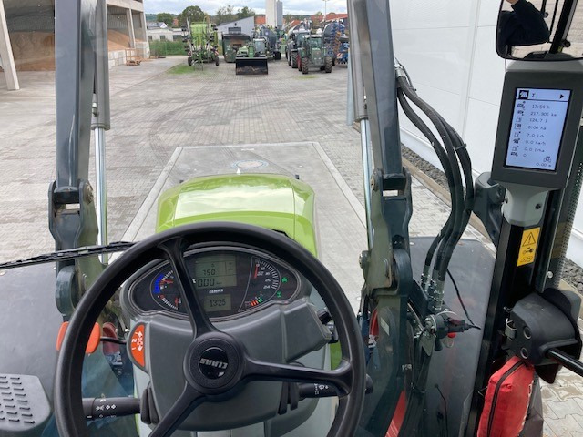 Claas Arion 460 - Трактор: фото 2 Claas Arion 460 - Трактор: фото 2