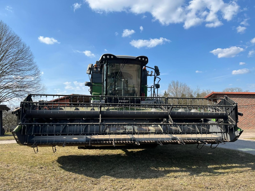 Fendt 5225 E 5,50m PowerFlow Schneidwerk - Зерноуборочный комбайн: фото 3 Fendt 5225 E 5,50m PowerFlow Schneidwerk - Зерноуборочный комбайн: фото 3