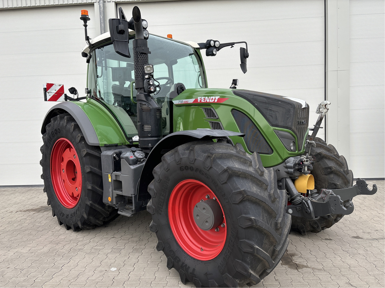 Fendt 718 Vario Gen6 PowerPlus - Трактор: фото 1 Fendt 718 Vario Gen6 PowerPlus - Трактор: фото 1