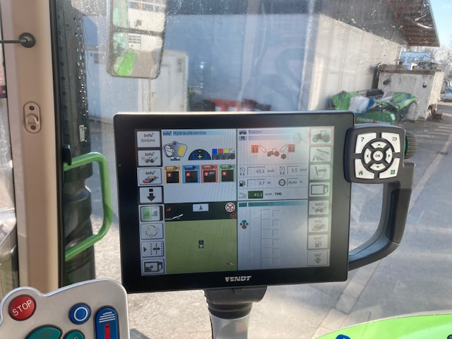 Fendt 718 Vario S4 Profi - Трактор: фото 3 Fendt 718 Vario S4 Profi - Трактор: фото 3