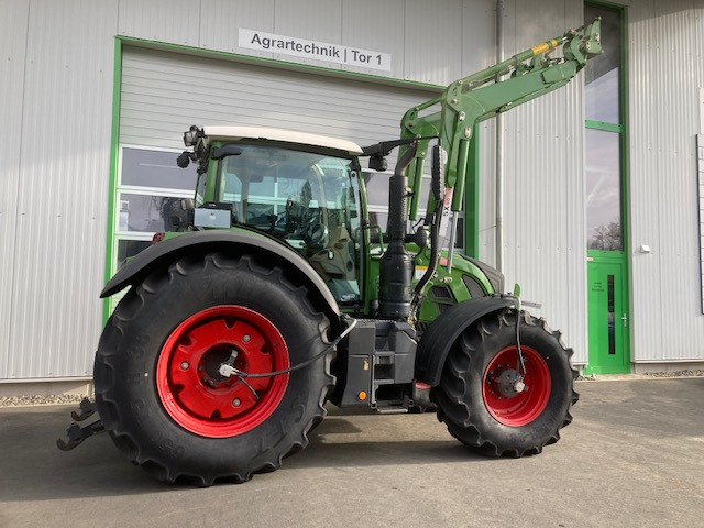 Fendt 720 Vario S4 Profi - Трактор: фото 1 Fendt 720 Vario S4 Profi - Трактор: фото 1