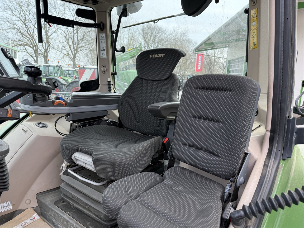 Fendt 724 Vario S4 - Трактор: фото 5 Fendt 724 Vario S4 - Трактор: фото 5