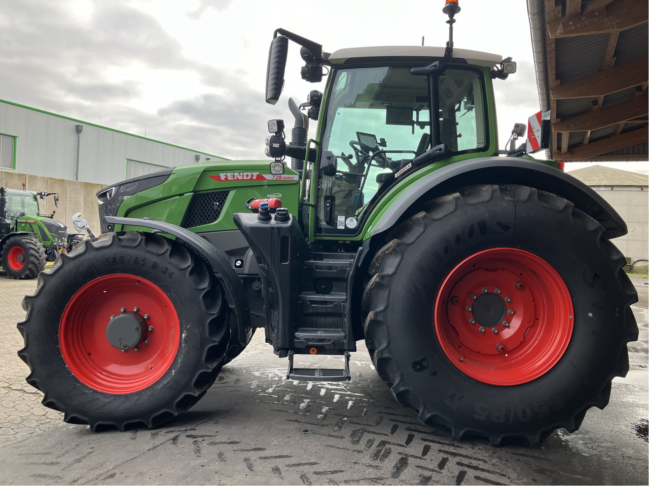 Fendt 728 Vario Gen7 - Трактор: фото 3 Fendt 728 Vario Gen7 - Трактор: фото 3