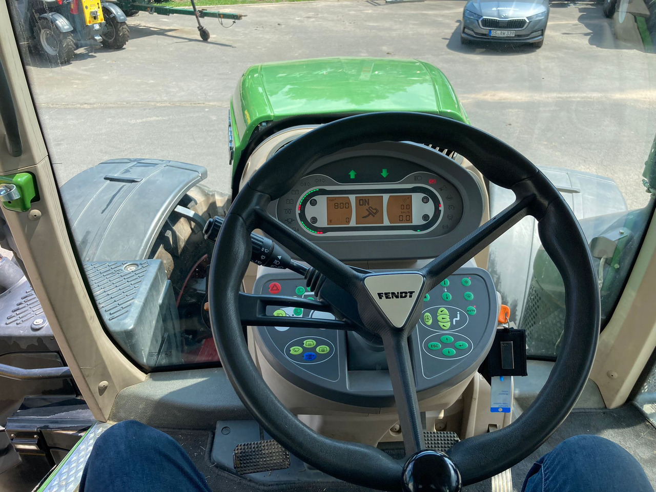 Fendt 826 Vario S4 Profi - Трактор: фото 2 Fendt 826 Vario S4 Profi - Трактор: фото 2