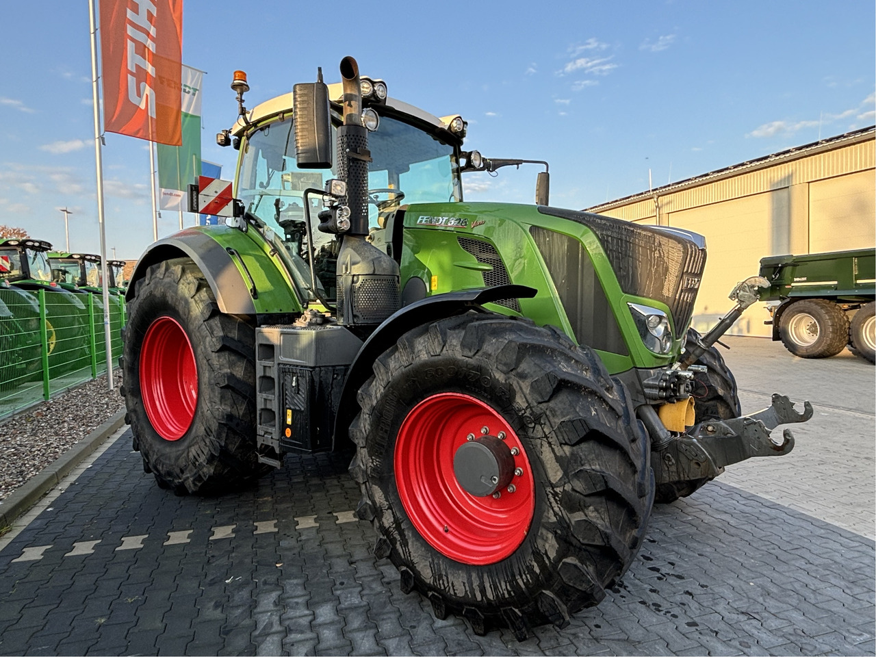 Трактор Fendt 826 Vario S4 ProfiPlus: фото 8