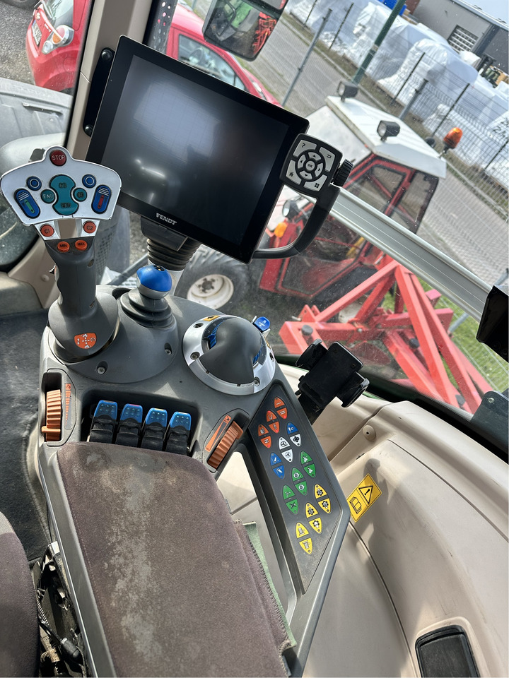 Fendt 828 S4 Profi Plus - Трактор: фото 2 Fendt 828 S4 Profi Plus - Трактор: фото 2