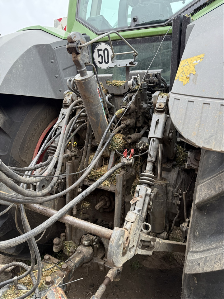 Fendt 828 Vario S4 ProfiPlus - Трактор: фото 5 Fendt 828 Vario S4 ProfiPlus - Трактор: фото 5