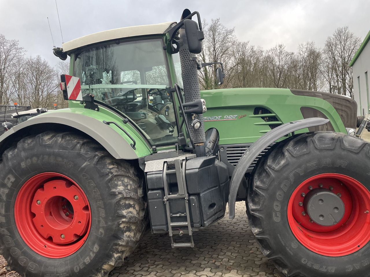 Fendt 927 Vario - Трактор: фото 3 Fendt 927 Vario - Трактор: фото 3