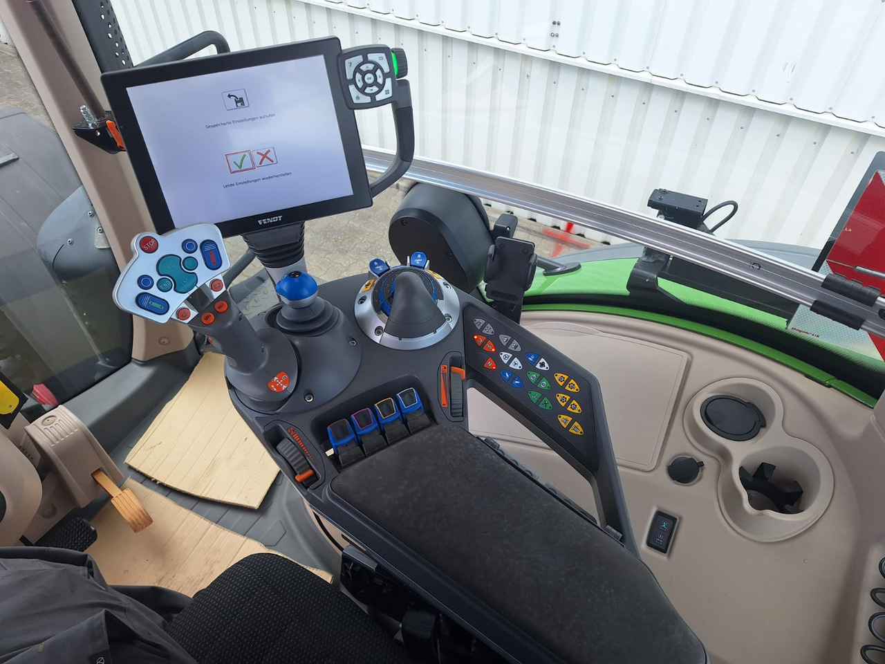 Fendt 942 Vario Gen6 ProfiPlus - Трактор: фото 4 Fendt 942 Vario Gen6 ProfiPlus - Трактор: фото 4