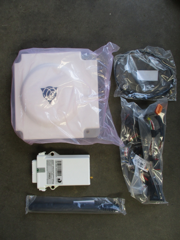 Fendt VarioGuide RTK - Трактор: фото 1 Fendt VarioGuide RTK - Трактор: фото 1