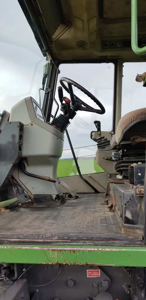 Fendt Xylon 520 - Трактор: фото 3 Fendt Xylon 520 - Трактор: фото 3