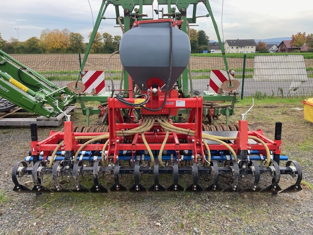 Hatzenbichler Striegel 3m - Сеноворошилка: фото 1 Hatzenbichler Striegel 3m - Сеноворошилка: фото 1