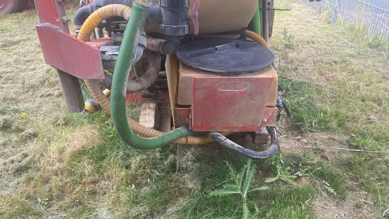 Jacoby Jacoby Eurosuper 1500l - Навесной опрыскиватель: фото 2 Jacoby Jacoby Eurosuper 1500l - Навесной опрыскиватель: фото 2