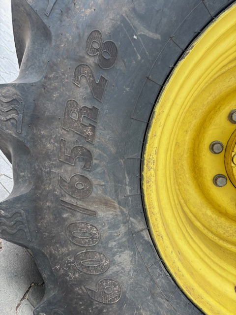 John Deere 6210 R - Трактор: фото 4 John Deere 6210 R - Трактор: фото 4