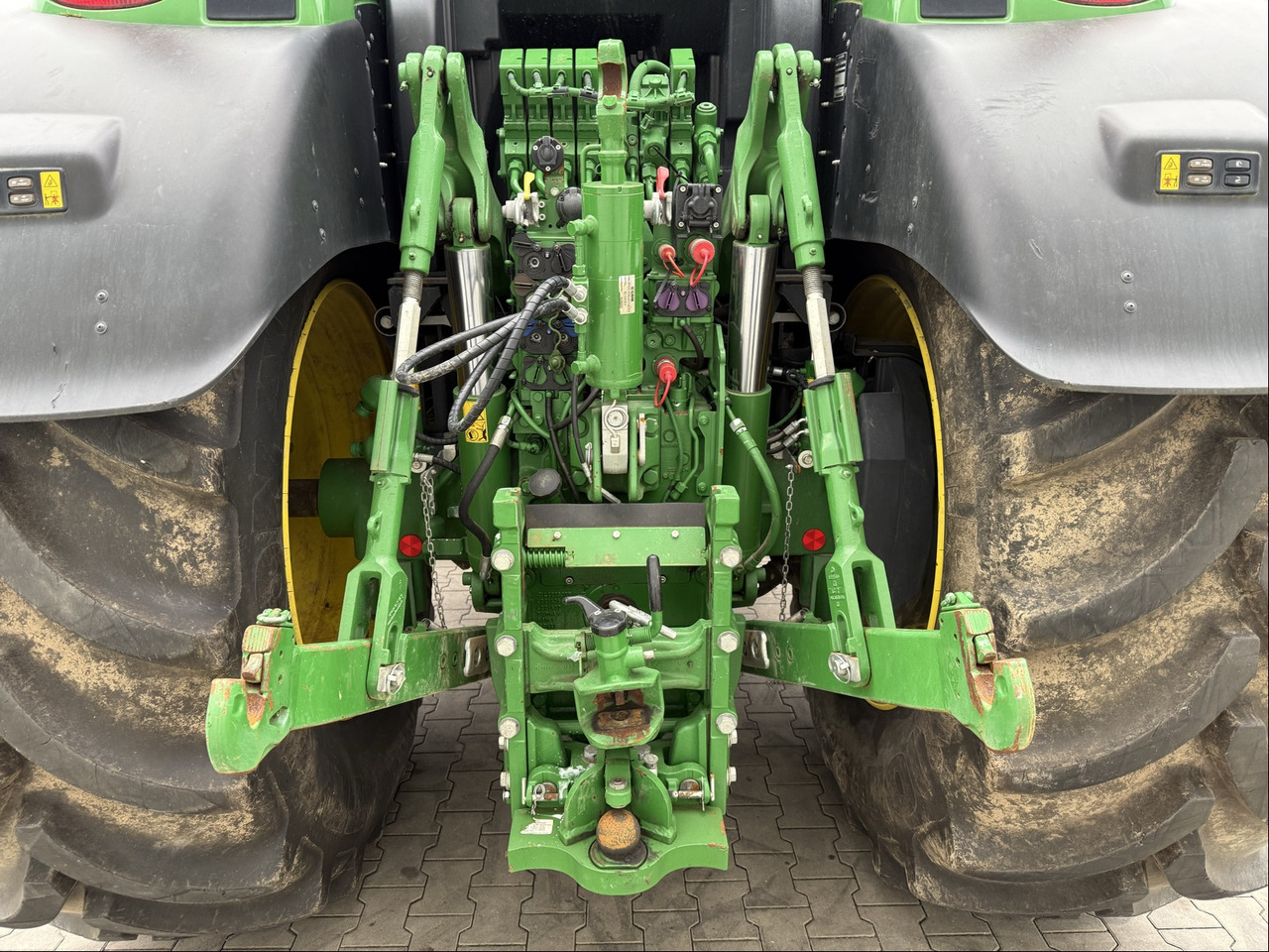 John Deere 6250 R - Трактор: фото 3 John Deere 6250 R - Трактор: фото 3