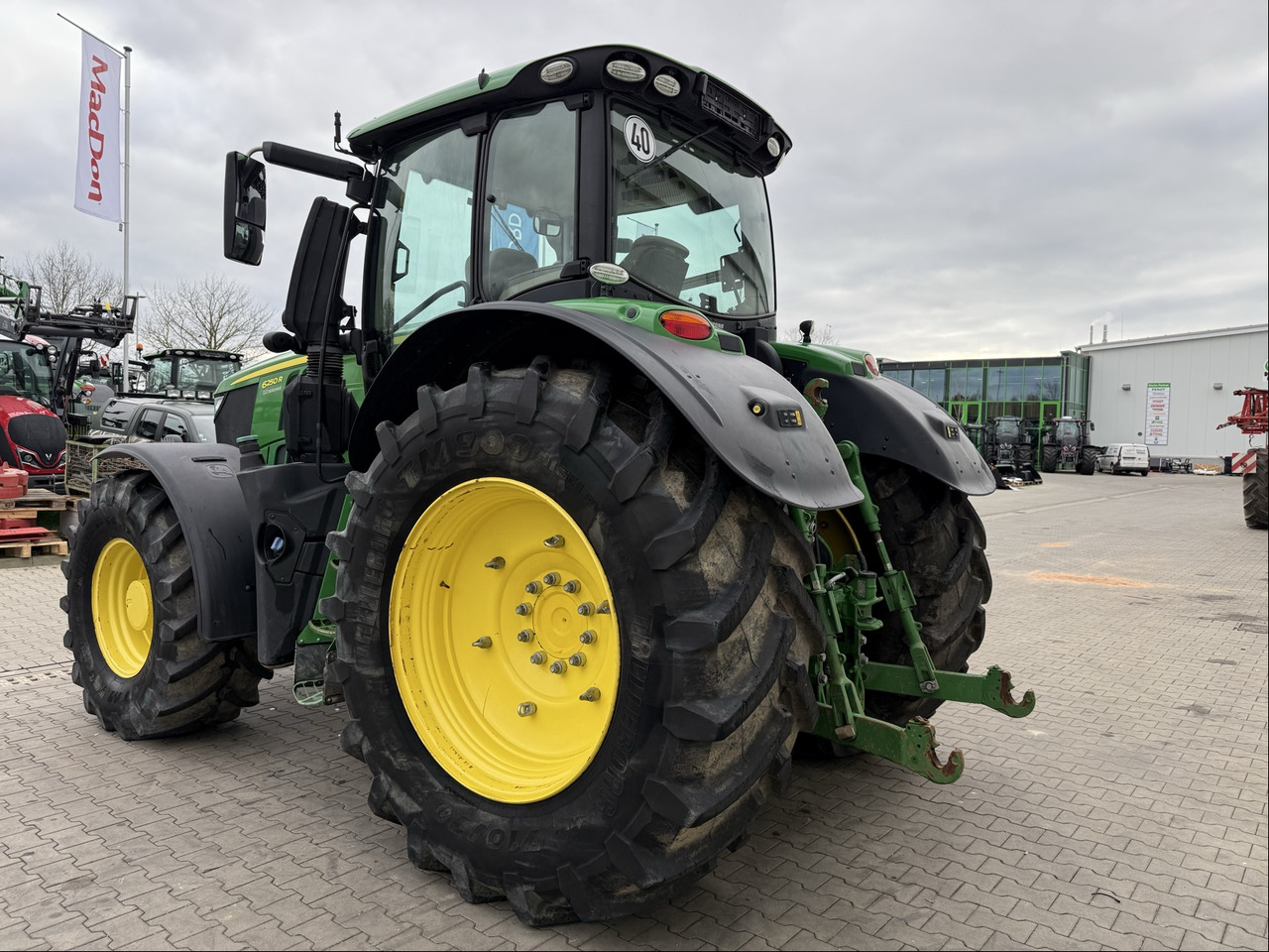 John Deere 6250 R - Трактор: фото 5 John Deere 6250 R - Трактор: фото 5