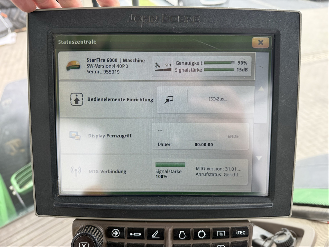 John Deere 7310R E23 - Трактор: фото 5 John Deere 7310R E23 - Трактор: фото 5