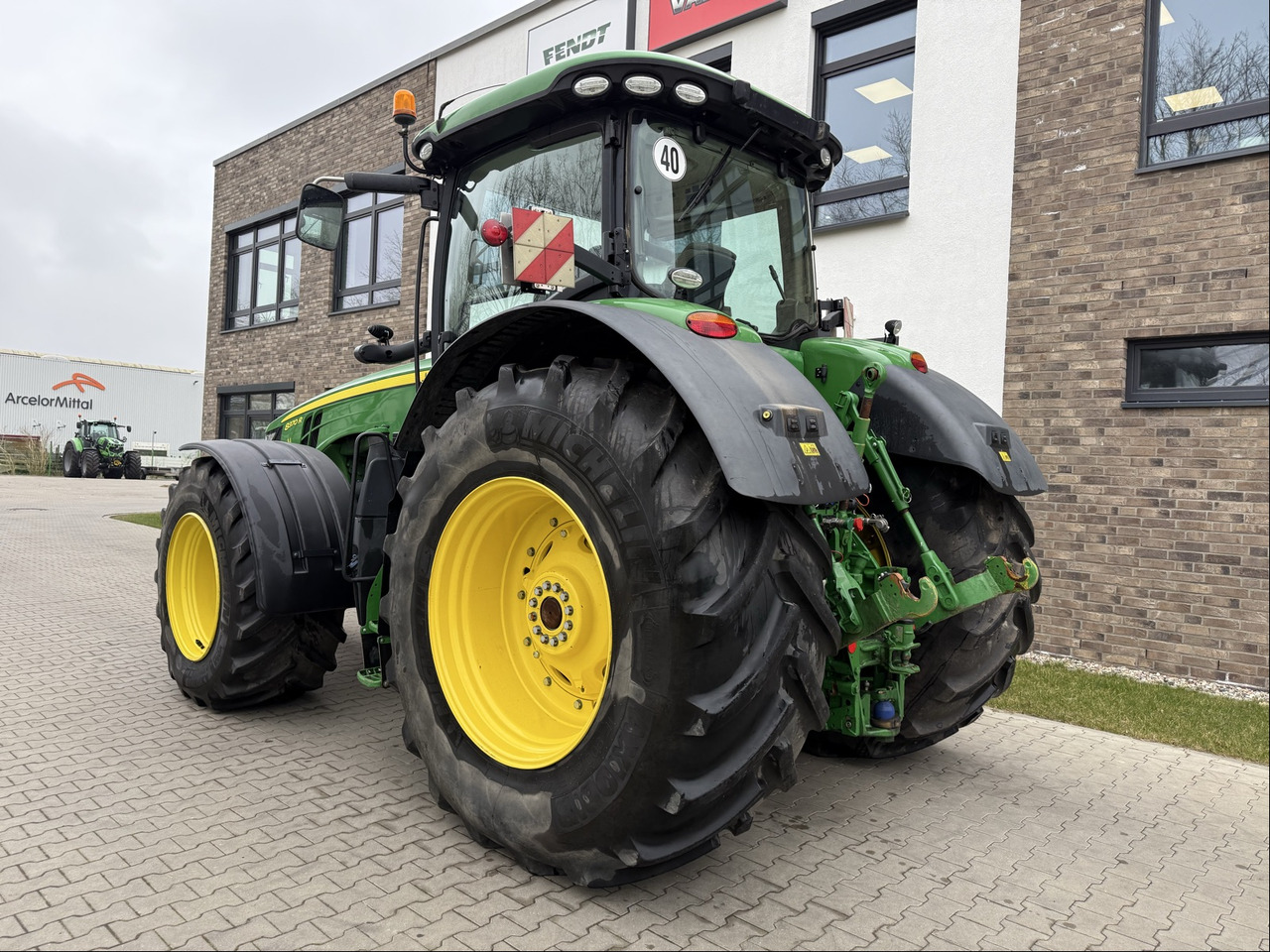 John Deere 8370 R - Трактор: фото 3 John Deere 8370 R - Трактор: фото 3