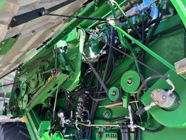 John Deere T660 i Hillmaster - Зерноуборочный комбайн: фото 3 John Deere T660 i Hillmaster - Зерноуборочный комбайн: фото 3