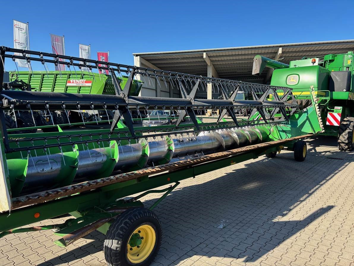 John Deere T660 i Hillmaster - Зерноуборочный комбайн: фото 4 John Deere T660 i Hillmaster - Зерноуборочный комбайн: фото 4