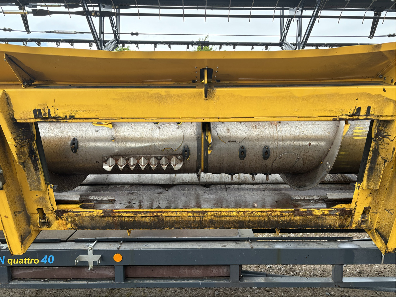 New Holland Schneidwerk Varifeed12.5 - Зерноуборочный комбайн: фото 5 New Holland Schneidwerk Varifeed12.5 - Зерноуборочный комбайн: фото 5