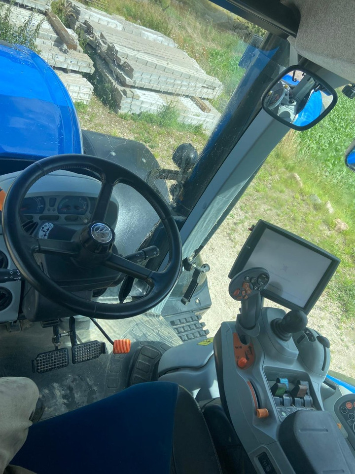 Трактор New Holland T7.290 AutoCommand: фото 16