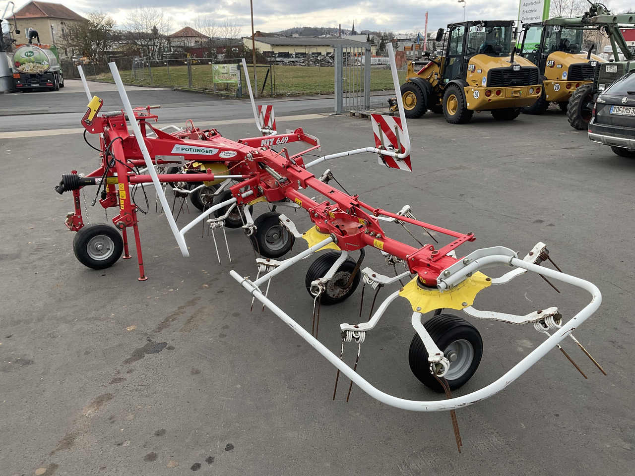 Pöttinger 6.69 Hit - Сеноворошилка: фото 1 Pöttinger 6.69 Hit - Сеноворошилка: фото 1