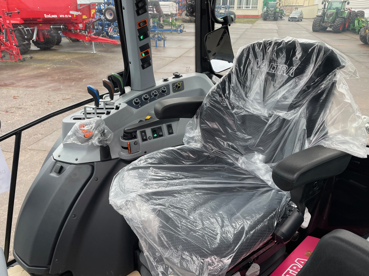 Valtra A105MH4 2B0 - Трактор: фото 3 Valtra A105MH4 2B0 - Трактор: фото 3