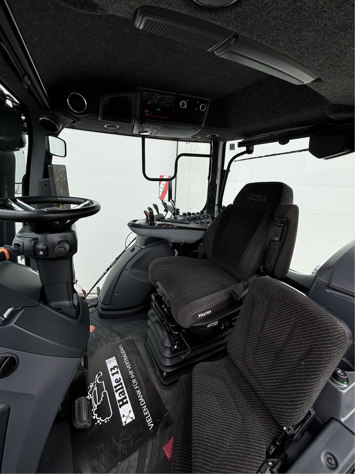 Valtra T 255 Active - Трактор: фото 4 Valtra T 255 Active - Трактор: фото 4