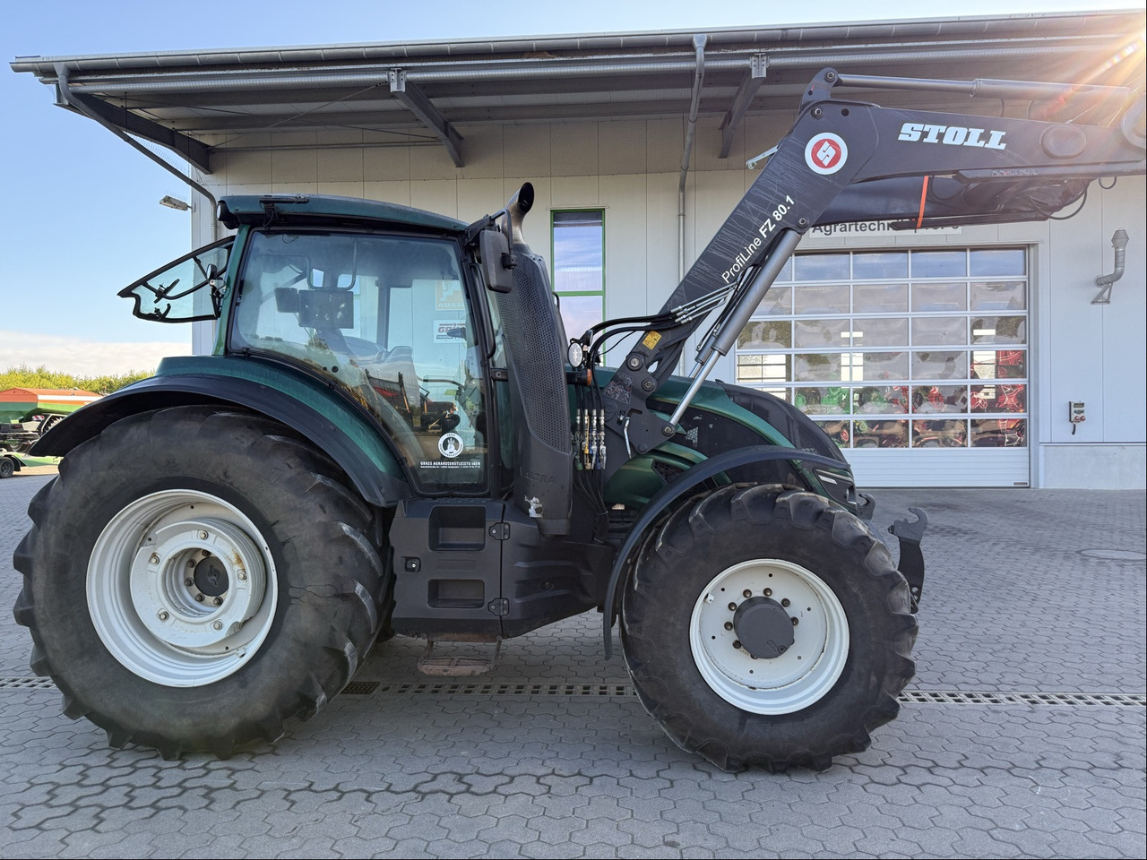 Valtra T194 Versu - Трактор: фото 5 Valtra T194 Versu - Трактор: фото 5