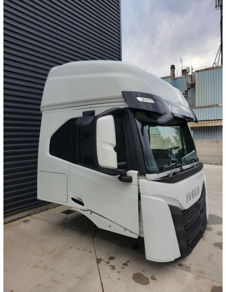Кабина и интерьер для Грузовиков Iveco S-WAY: фото 20