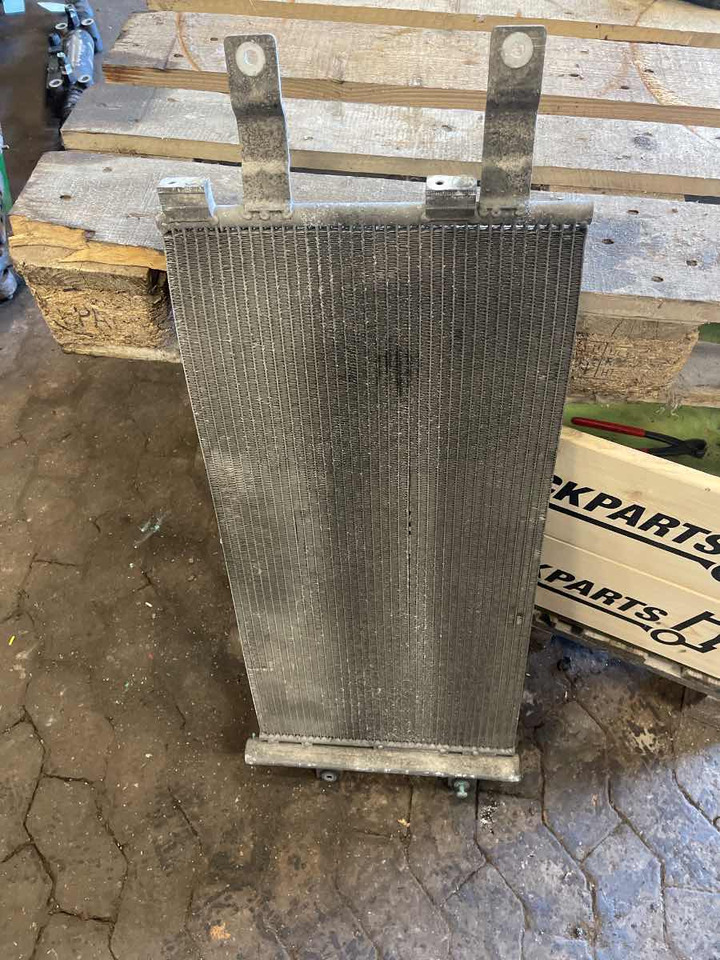 MAN AC COOLER 81.61920-6041 - Система охлаждения для Грузовиков: фото 1 MAN AC COOLER 81.61920-6041 - Система охлаждения для Грузовиков: фото 1