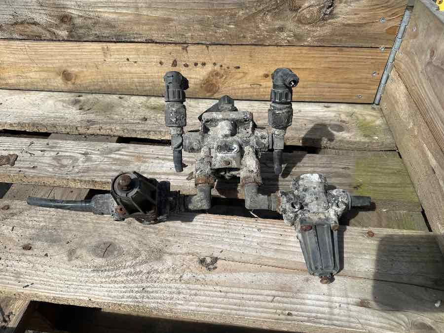 MAN AIR DRYER 81.52102-6209 - Тормозной клапан для Грузовиков: фото 3 MAN AIR DRYER 81.52102-6209 - Тормозной клапан для Грузовиков: фото 3