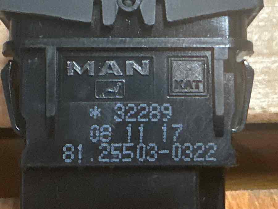 MAN SWITCH 81.25503-0322 - Кабина и интерьер для Грузовиков: фото 2 MAN SWITCH 81.25503-0322 - Кабина и интерьер для Грузовиков: фото 2