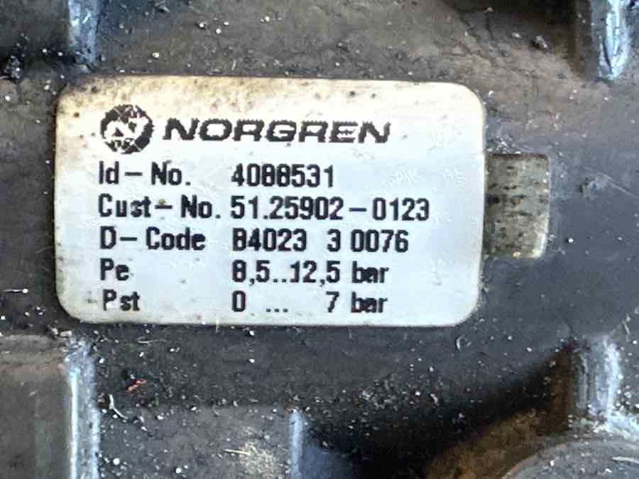 MAN VALVE 51.25902-0123 - Тормозной клапан для Грузовиков: фото 2 MAN VALVE 51.25902-0123 - Тормозной клапан для Грузовиков: фото 2