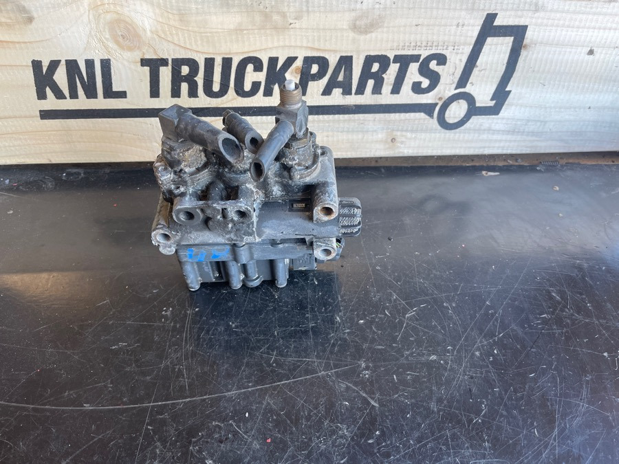 MERCEDES A0017270625 - Тормозной клапан для Грузовиков: фото 1 MERCEDES A0017270625 - Тормозной клапан для Грузовиков: фото 1