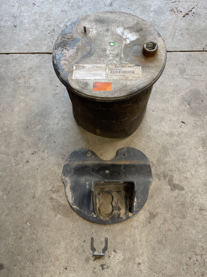 MERCEDES AIRBELLOW A9613206921 - Подвеска для Грузовиков: фото 1 MERCEDES AIRBELLOW A9613206921 - Подвеска для Грузовиков: фото 1