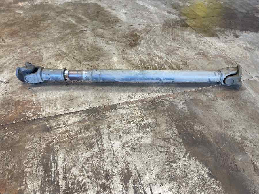 MERCEDES PROPSHAFT 4x4 A6504102002 - Карданный вал для Грузовиков: фото 1 MERCEDES PROPSHAFT 4x4 A6504102002 - Карданный вал для Грузовиков: фото 1