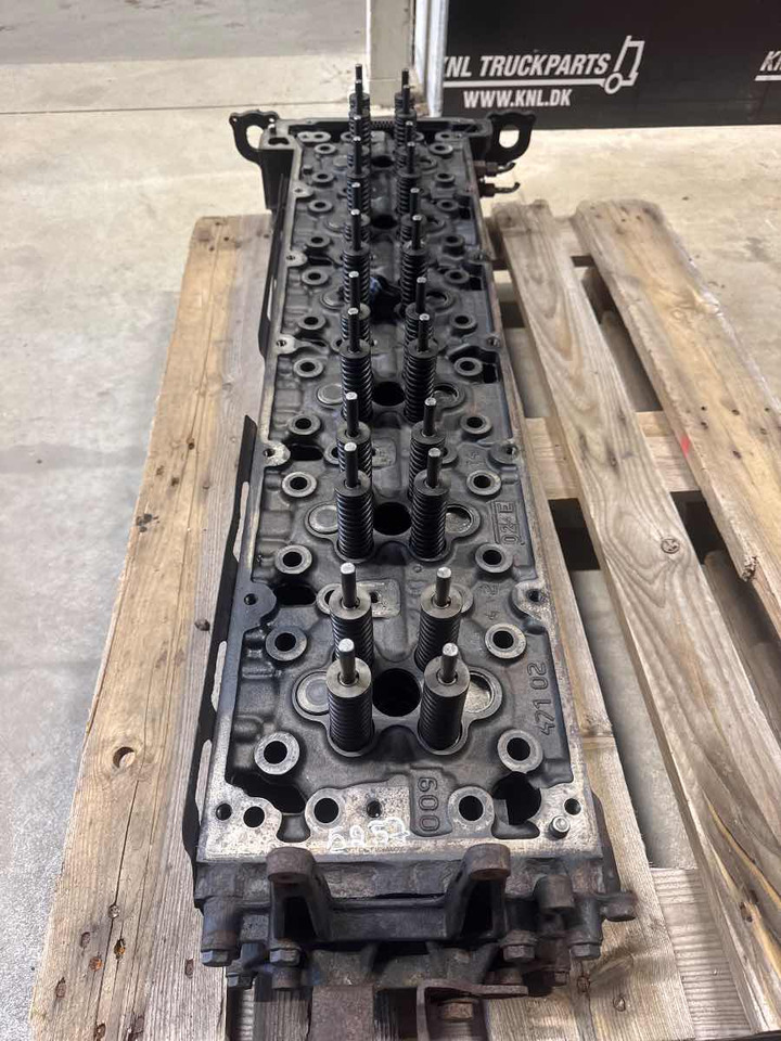 MERCEDES SETRA CYLINDERHEAD A4710102720 - Головка блока для Автобусов: фото 1 MERCEDES SETRA CYLINDERHEAD A4710102720 - Головка блока для Автобусов: фото 1