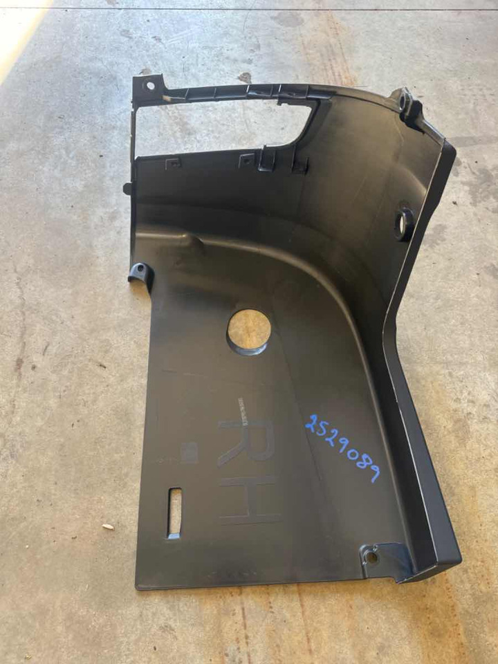 SCANIA BUMPER CORNER 2529089 - Кузов и экстерьер для Грузовиков: фото 2 SCANIA BUMPER CORNER 2529089 - Кузов и экстерьер для Грузовиков: фото 2