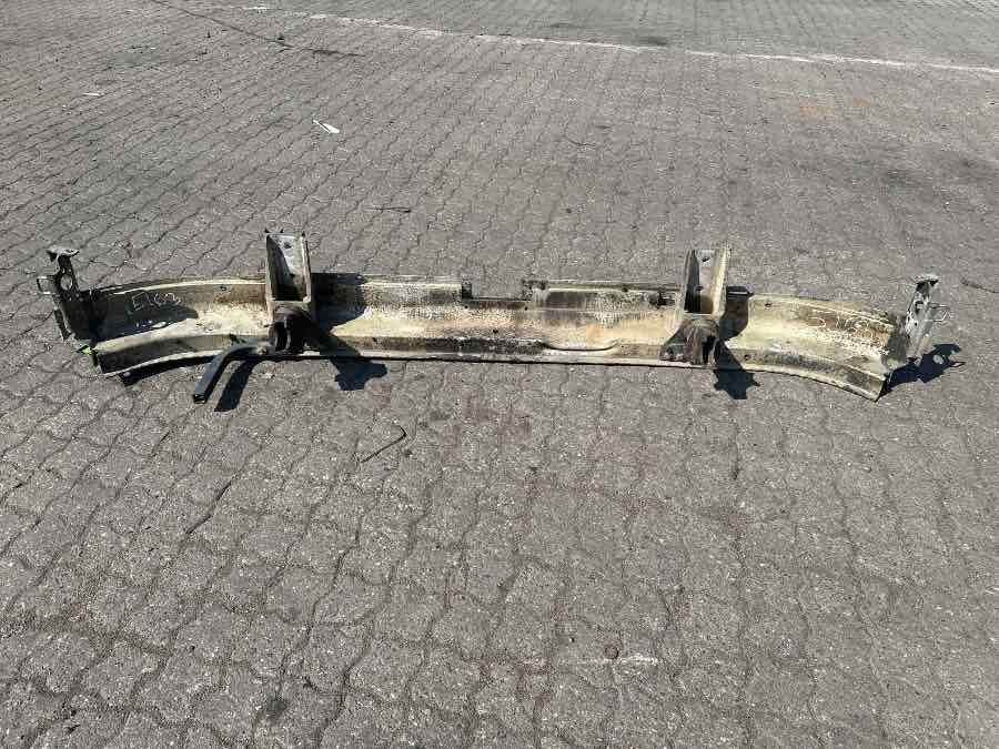 VOLVO BUMPER 84210166 - Кузов и экстерьер для Грузовиков: фото 1 VOLVO BUMPER 84210166 - Кузов и экстерьер для Грузовиков: фото 1