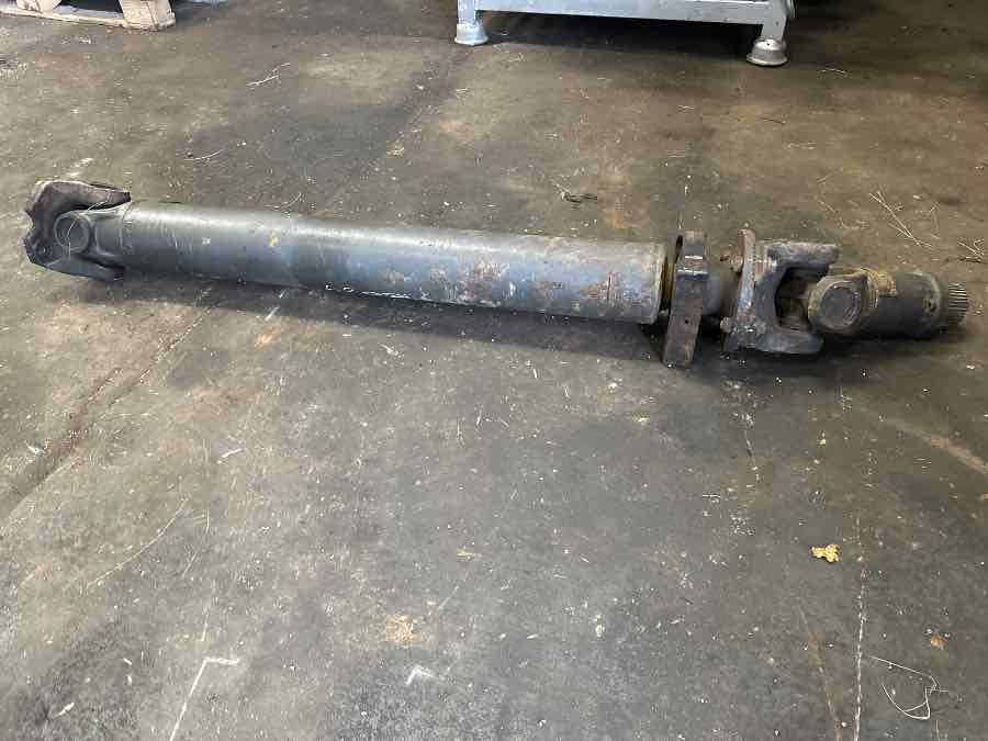 VOLVO BUS PROPSHAFT 21717021 - Карданный вал для Грузовиков: фото 1 VOLVO BUS PROPSHAFT 21717021 - Карданный вал для Грузовиков: фото 1