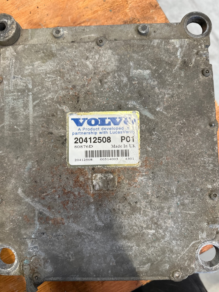 VOLVO ECU 20412508 P01 - Блок управления для Грузовиков: фото 2 VOLVO ECU 20412508 P01 - Блок управления для Грузовиков: фото 2