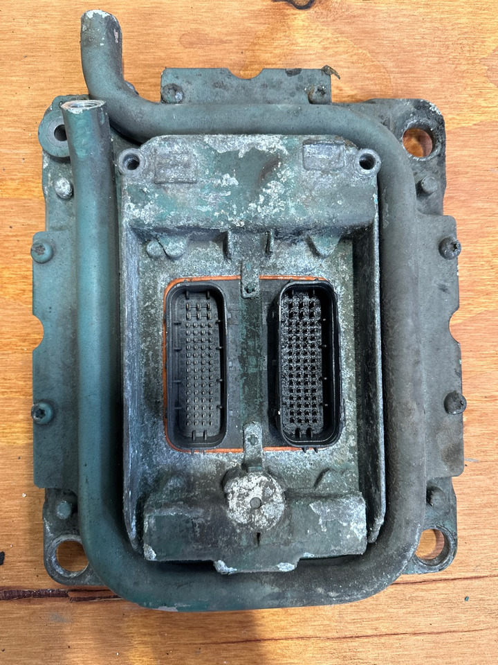 VOLVO ECU 20977019 PO5 - Блок управления для Грузовиков: фото 2 VOLVO ECU 20977019 PO5 - Блок управления для Грузовиков: фото 2