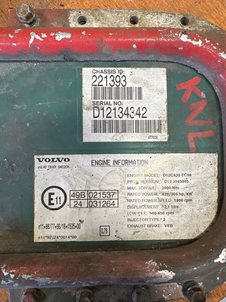 VOLVO ECU 8170700 P06 - Блок управления для Грузовиков: фото 2 VOLVO ECU 8170700 P06 - Блок управления для Грузовиков: фото 2