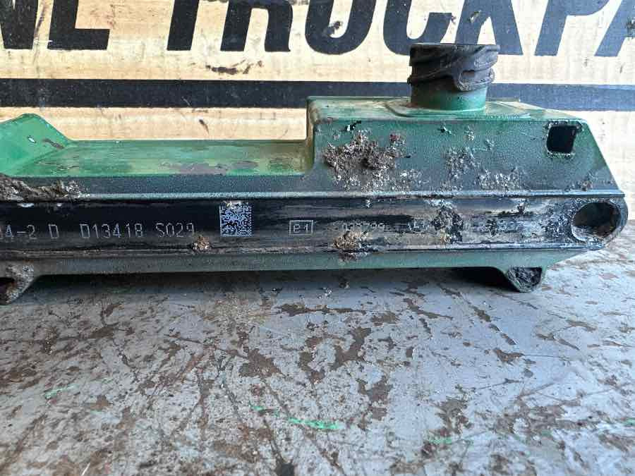 VOLVO STEERING CYLINDER VALVE 21933934 - Тормозной клапан для Грузовиков: фото 3 VOLVO STEERING CYLINDER VALVE 21933934 - Тормозной клапан для Грузовиков: фото 3