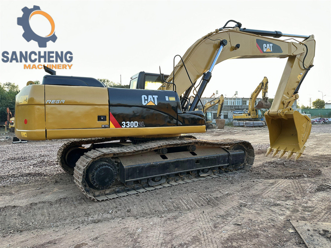 CATERPILLAR 330D2L - Гусеничный экскаватор: фото 1 CATERPILLAR 330D2L - Гусеничный экскаватор: фото 1